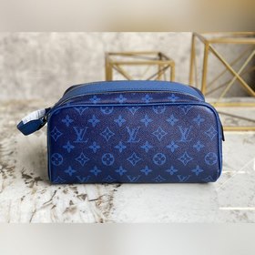 LV Модель M30849 Синий Косметичка из серии Dopp Kit Эта косметич