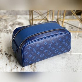 LV Модель M30849 Синий Косметичка из серии Dopp Kit Эта косметич