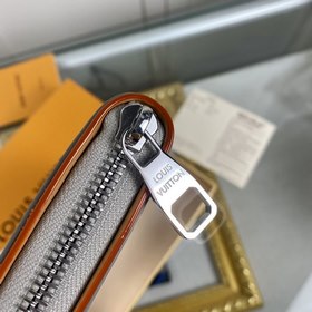 LV Модель M80808 Серебристый зеркальный кошелек с одной молнией С