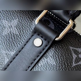 LV Модель M45947 Сумка через плечо Новая версия Keepall XS в стил