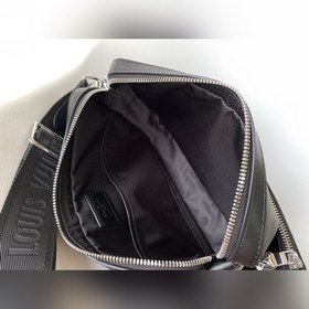 LV Trio Почтовая сумка Модель M58040 Черный с принтом Эта сумка 