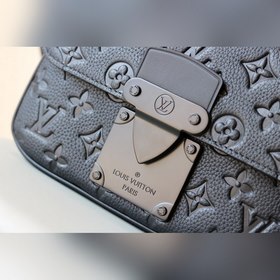 LV S Lock Sling Сумка через плечо Нагрудная сумка Модель M58487