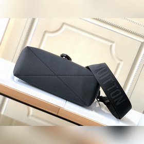 Сумка LV Postman через плечо, модель M45911 Эта сумка-почтальон 