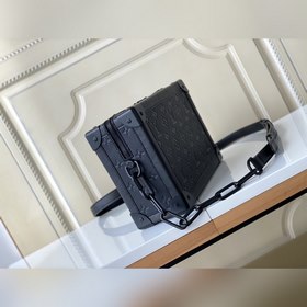 LV Сумка Soft Trunk, модель M55700  Сумка Soft Trunk представля
