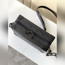 LV Сумка Soft Trunk, модель M55700  Сумка Soft Trunk представля