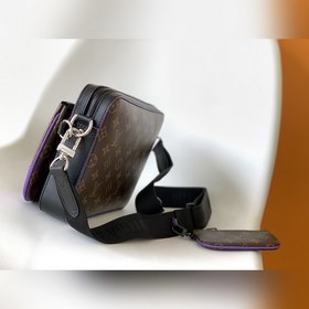 LV Trio почтовая сумка через плечо Изготовлена из ткани Monogram