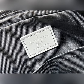 LV Модель M46104 Серая сумка-почтальон, воплощение современности