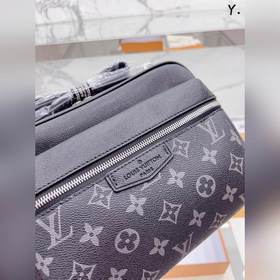 LV Весенняя и летняя ограниченная серия сумок-почтальонок, универ