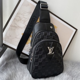 Мужская сумка LV из телячьей кожи, модель： 710 Изготовлена из ита