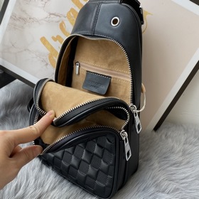 Мужская сумка LV из телячьей кожи, модель： 710 Изготовлена из ита