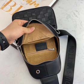 Мужская сумка LV из импортной телячьей кожи, модель 710 Изготовле