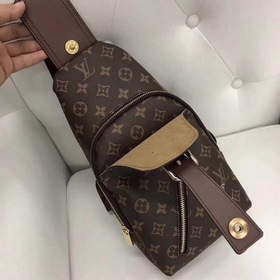 Мужская сумка LV из кожи первого слоя, модель 515-4 Изготовлена 