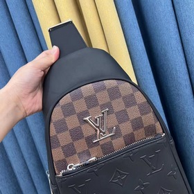 Мужская сумка LV Кожа очень мягкая, большая вместимость, оригинал