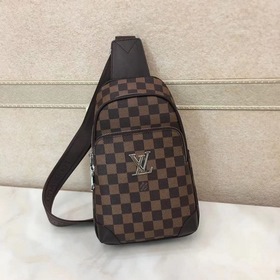 Мужская сумка LV Модель 28996 Кожа очень мягкая, большая вместим