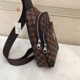 Мужская сумка LV Модель 28996 Кожа очень мягкая, большая вместим
