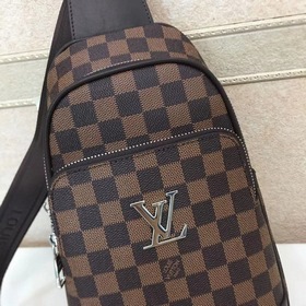Мужская сумка LV Модель 28996 Кожа очень мягкая, большая вместим