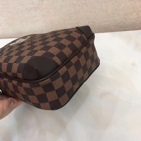 Мужская сумка LV Модель 28996 Кожа очень мягкая, большая вместим