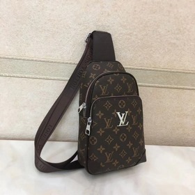 Мужская сумка LV  Модель 28996 Кожа очень мягкая, большой объем