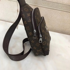 Мужская сумка LV  Модель 28996 Кожа очень мягкая, большой объем