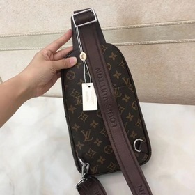 Мужская сумка LV  Модель 28996 Кожа очень мягкая, большой объем