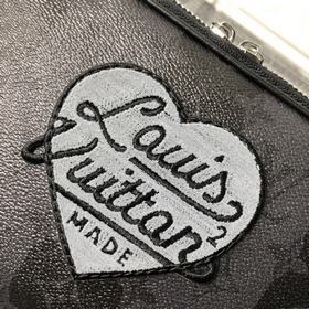 LV Модель M59338 Капсульная коллекция Louis Vuitton Нагрудная 