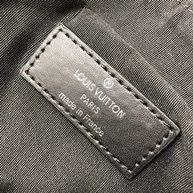 LV Модель M59338 Капсульная коллекция Louis Vuitton Нагрудная 