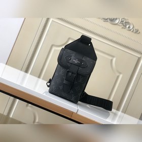 LV Модель M45912 Сумка через плечо SAUMUR Эта новая сумка чере