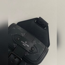 LV Модель M45912 Сумка через плечо SAUMUR Эта новая сумка чере