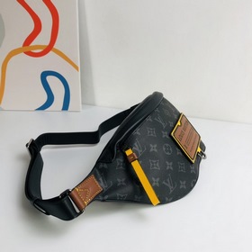 LV Модель M45220 Поясная сумка Discovery из ткани Monogram Eclip