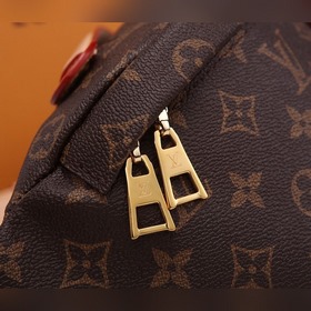 LV Поясная сумка из ткани Monogram Модель： M43644 Изготовлен из