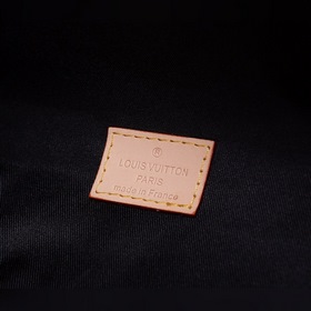 LV Поясная сумка из ткани Monogram Модель： M43644 Изготовлен из 