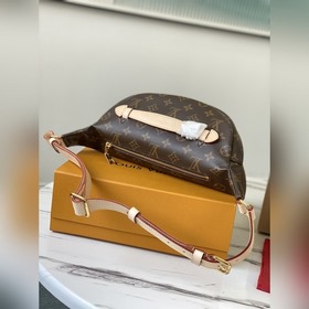 LV BUMBAG Поясная сумка Модель M43644  Изготовленный из классиче