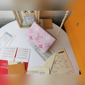 LV Модель M69203 Сумка на цепочке с тиснением и шелкографией Эта 