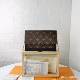 LV Модель M67405 Кошелек FLORE с цепочкой Этот кошелек на цепочке