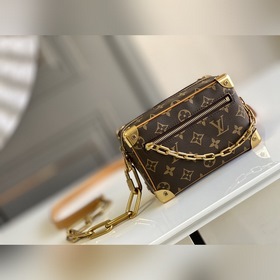 LV Модель M68906 MINI SOFT TRUNK сумка на цепочке Культовый принт