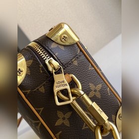LV Модель M68906 MINI SOFT TRUNK сумка на цепочке Культовый принт