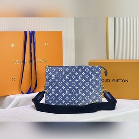 LV Джинсовый синий Модель M57782 57790 Coussin Маленькая сумка Су