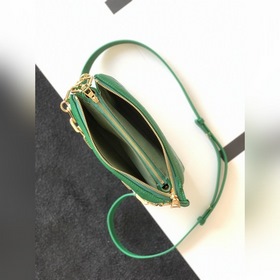 LV Модель M59389 Зеленая сумка Coussin BB через плечо Блеснула на