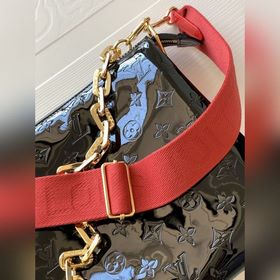 LV Модель M57783 Черная сумка Coussin среднего размера из лакиров