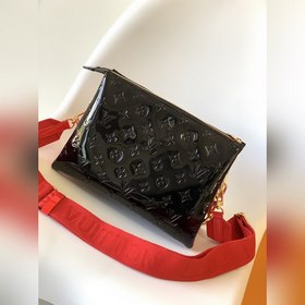 LV Модель M57790 Черная лакированная кожа Coussin Маленькая сумка