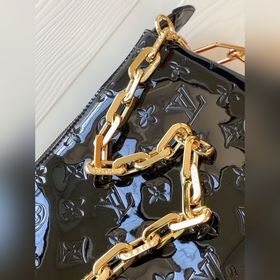 LV Модель M57790 Черная лакированная кожа Coussin Маленькая сумка