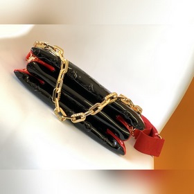 LV Модель M57790 Черная лакированная кожа Coussin Маленькая сумка