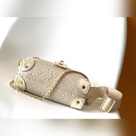 LV Petite Malle Souple Сумка через плечо Модель M45394 Белый Сумк