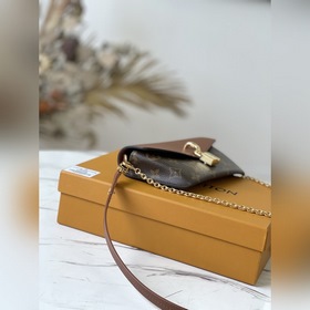 LV Модель M80763 Сумка Padlock on Strap цвета карамельного цвета 