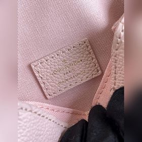 LV Micro Métis Почтовая сумка с цепочкой, модель M81390, розовая 