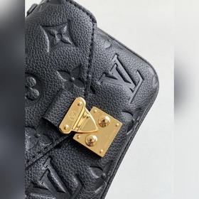 LV Модель M81390 Черный Кожаная сумка на цепочке Серия MICRO MéTI