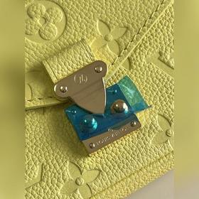 LV Micro Métis Почтовая сумка с цепочкой Модель M81390 Желтый С