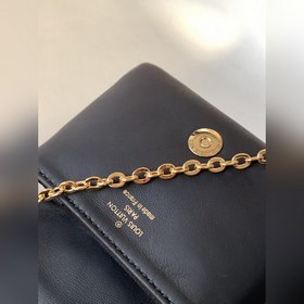 LV BELTBAG Цепочка COUSSIN Модель M81125 Черный Входящая в коллек