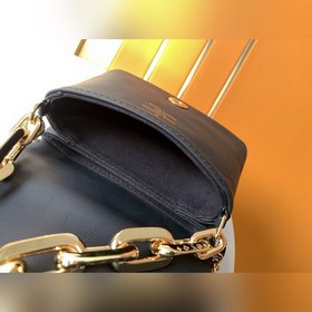 LV BELTBAG Цепочка COUSSIN Модель M81125 Черный Входящая в коллек