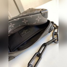 LV MINI SOFT TRUNK сумка на цепочке, модель M44735 Вирджил Абло 